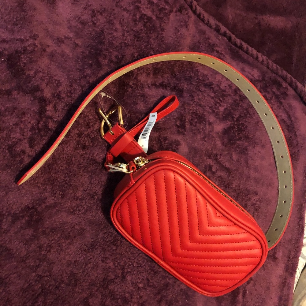 Steve Madden belt purse